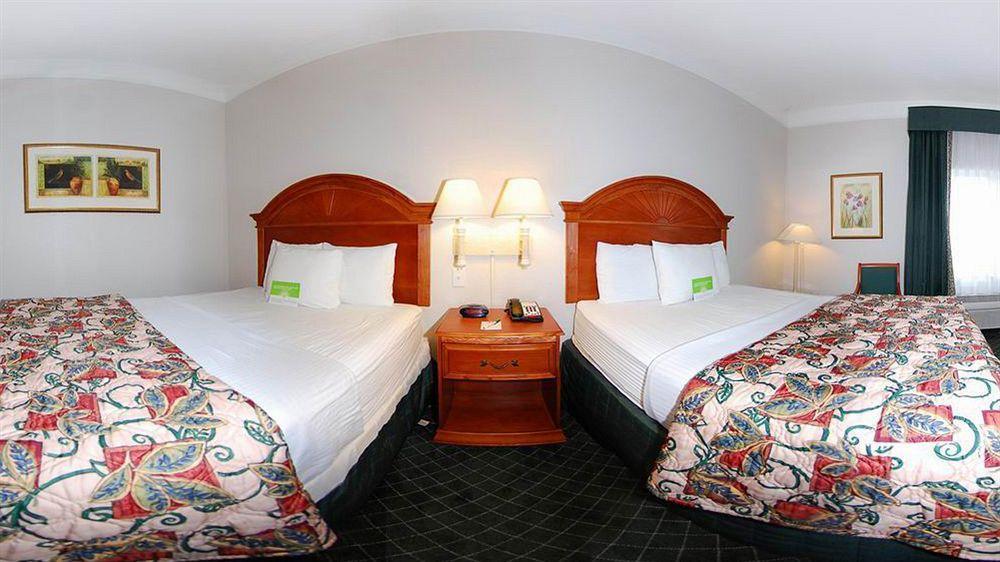 La Quinta By Wyndham San Antonio North Stone Oak Hotel Kültér fotó
